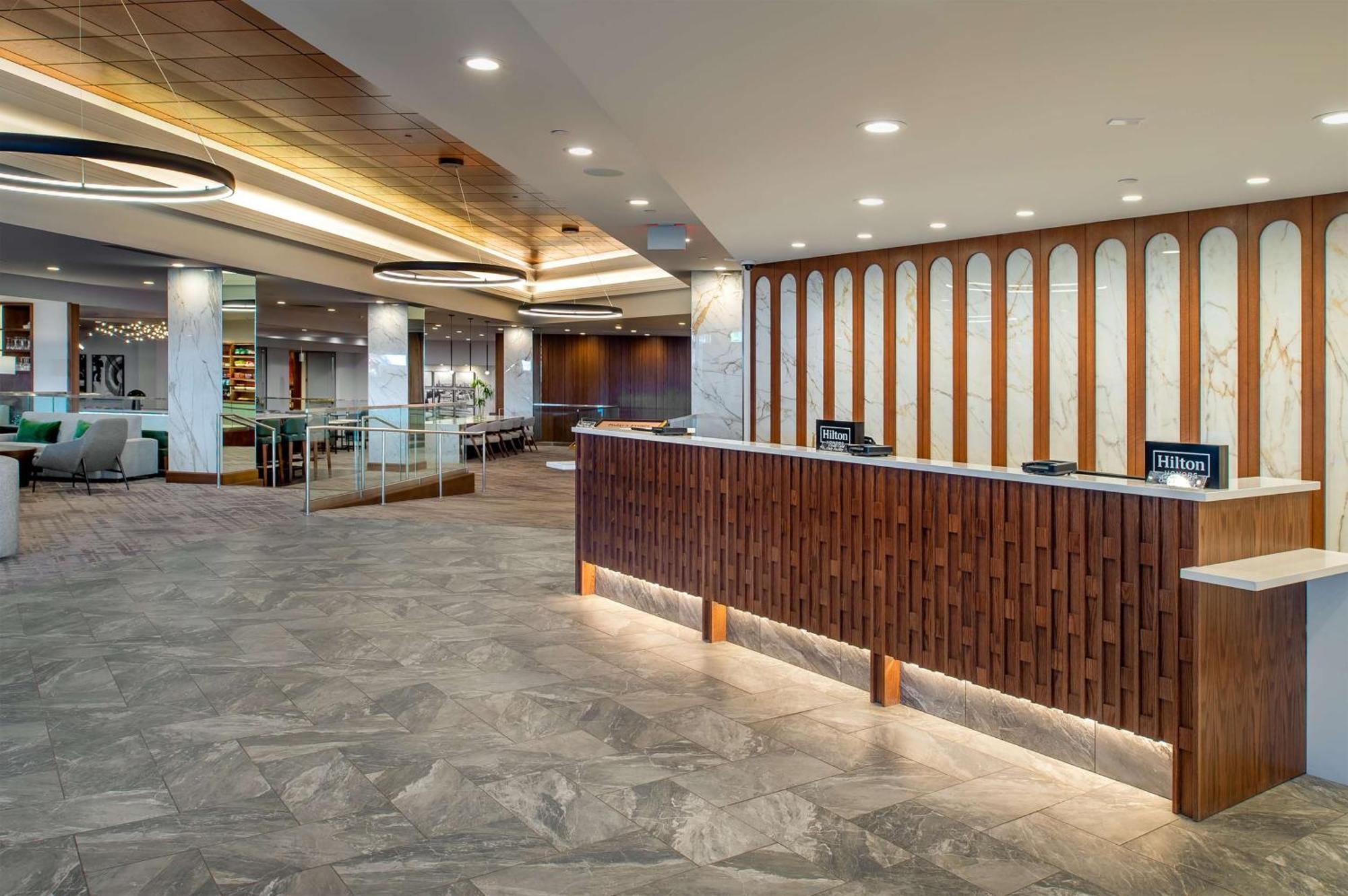 Hilton St. Louis Airport Hotell Woodson Terrace Exteriör bild
